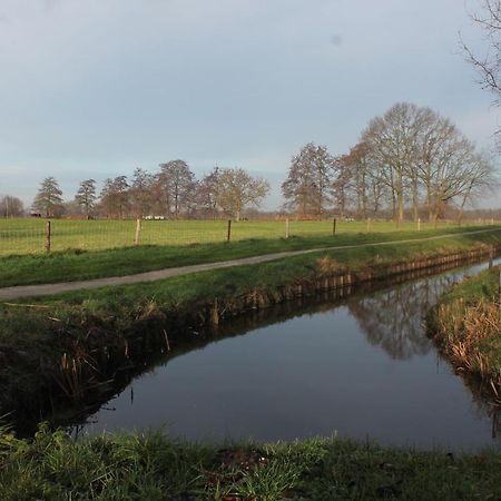 B&B 'T Onderkomen 't Harde Exterior foto