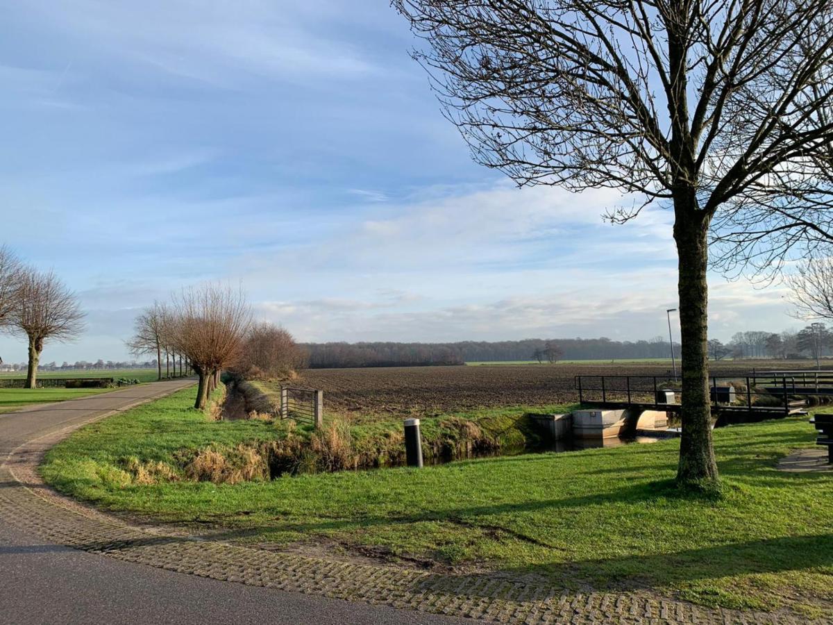 B&B 'T Onderkomen 't Harde Exterior foto